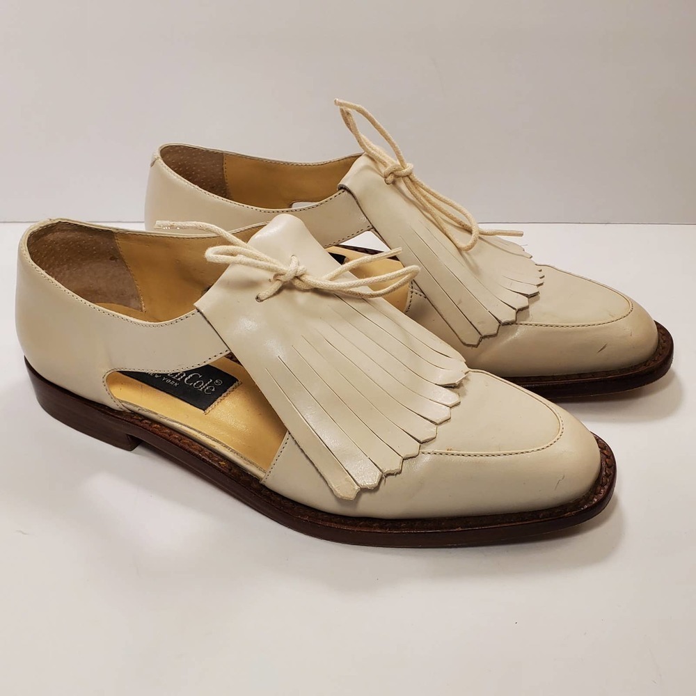 Vintage Kenneth Cole NY Cut Out Kiltie Loafers Academia Neutral Cream, sz 5.5